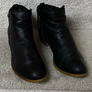 LUCKY BRAND WOMENS ANKLE BOOTS/BOOTIE “BASEL”/ BLACK/ 8M
